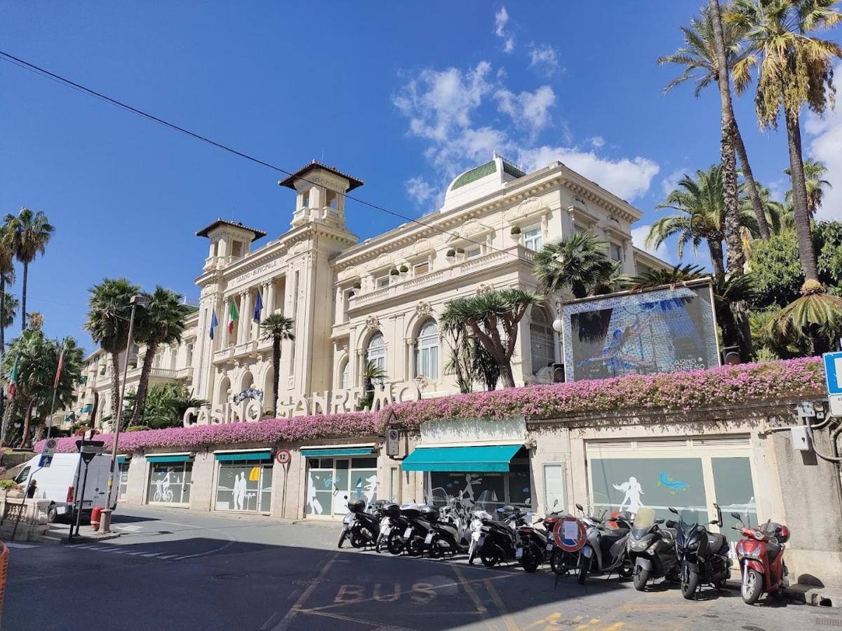 La Casa Di Nesy Lägenhet Sanremo Exteriör bild
